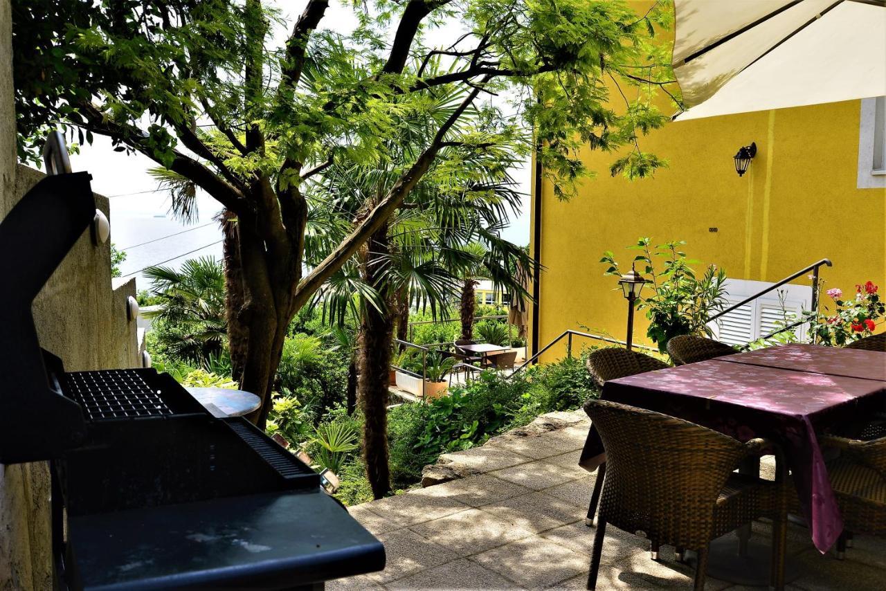 Apartments And Rooms Vila Irma Opatija Exterior foto