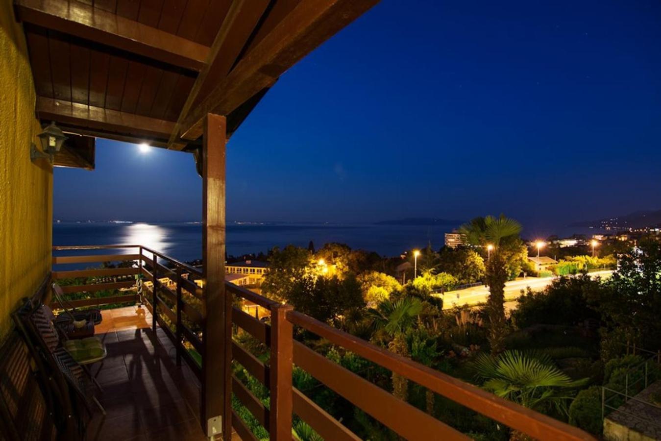 Apartments And Rooms Vila Irma Opatija Exterior foto