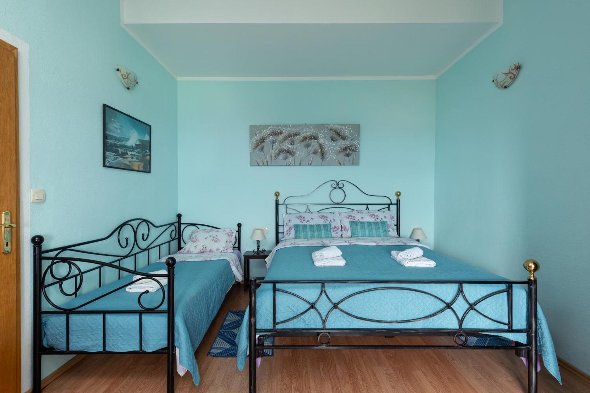 Apartments And Rooms Vila Irma Opatija Zimmer foto